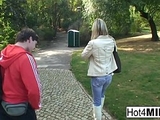MILF has a hot threesome